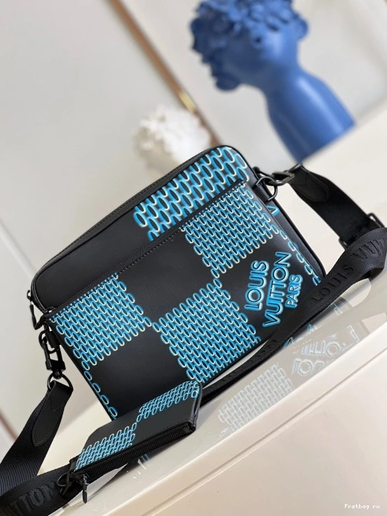 Frstbag ru TRIO LOUIS VUITTON MESSENGER 0715